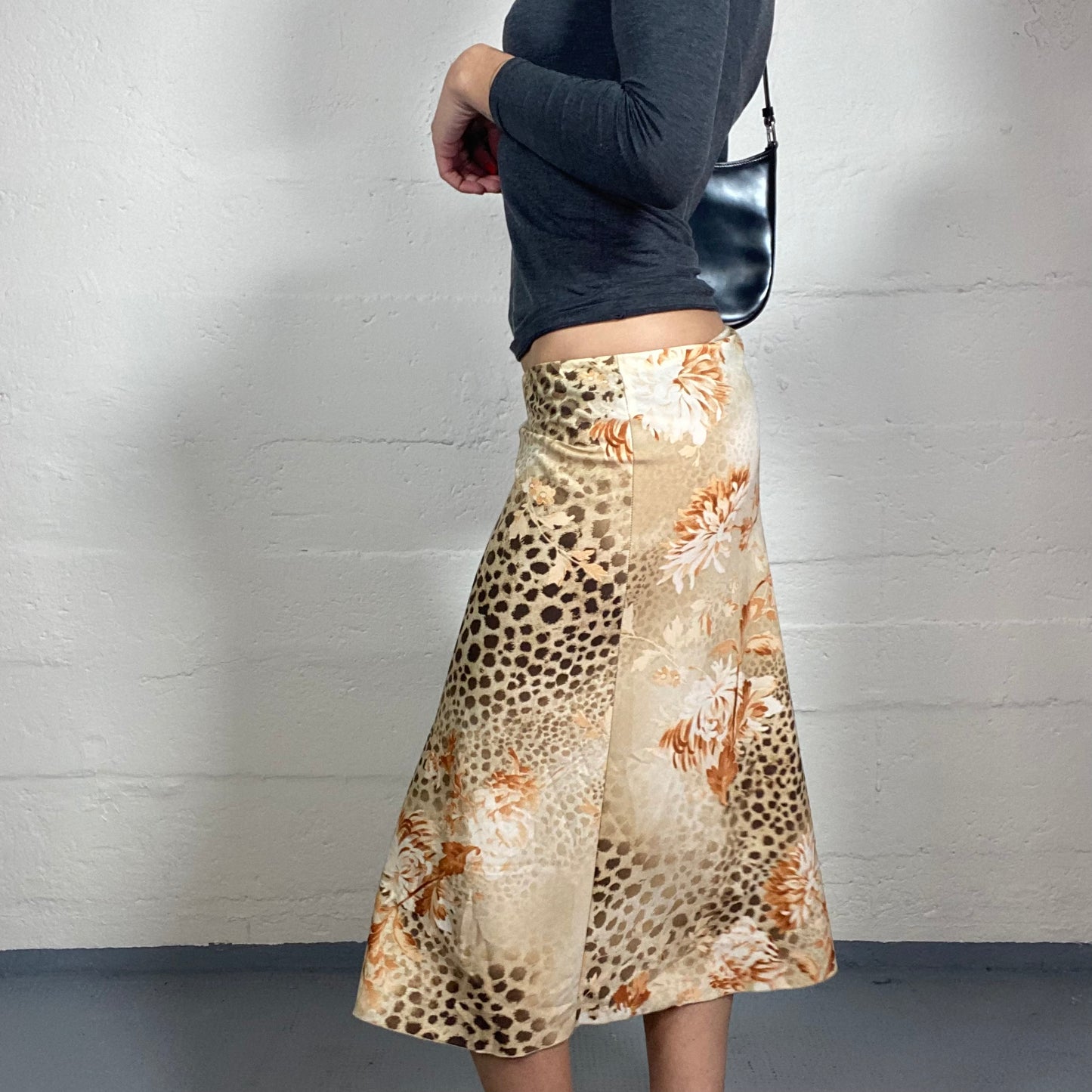 Vintage 2000's Romantic Beige Flowy Midi Skirt with Floral and Animal Prints (S)