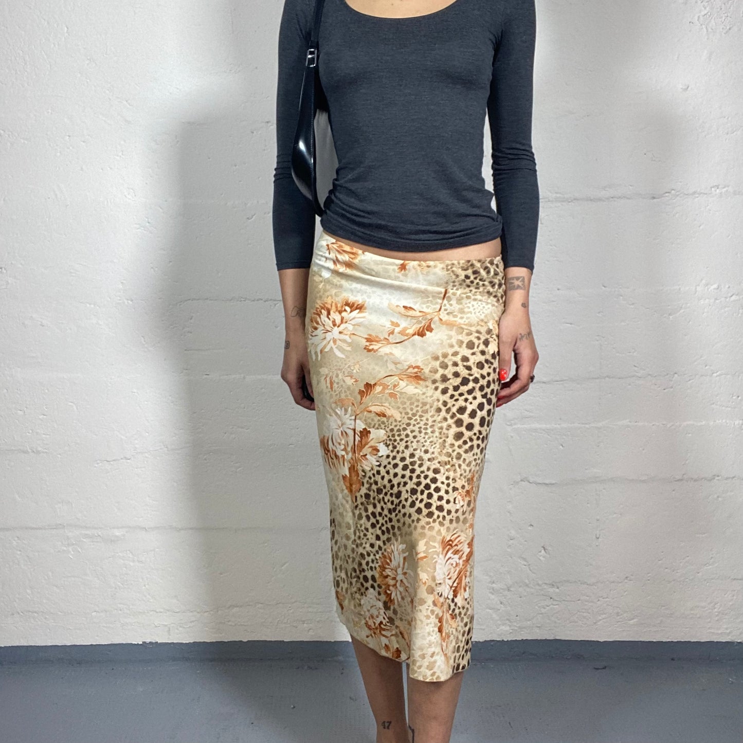 Vintage 2000's Romantic Beige Flowy Midi Skirt with Floral and Animal Prints (S)