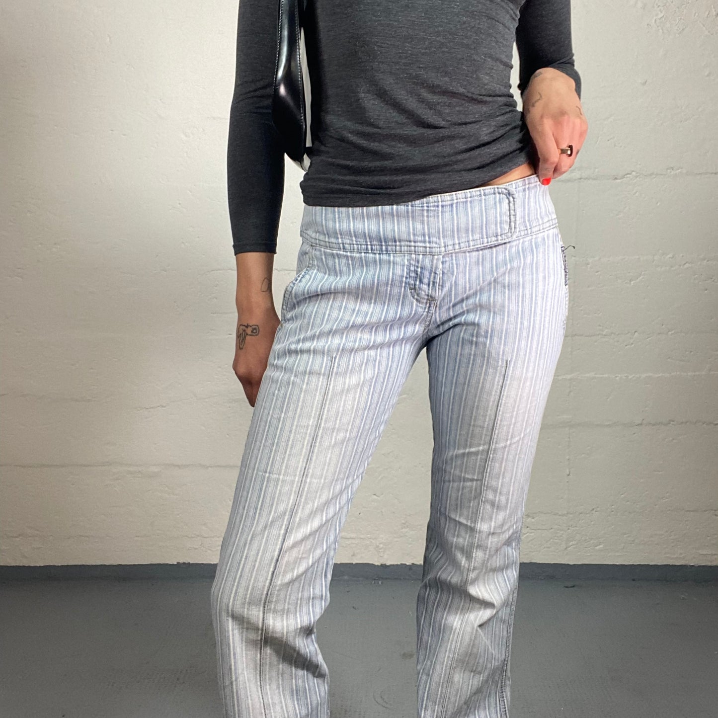 Vintage 2000's Coquette Light Washed Waistband Striped Flared Jeans (S)