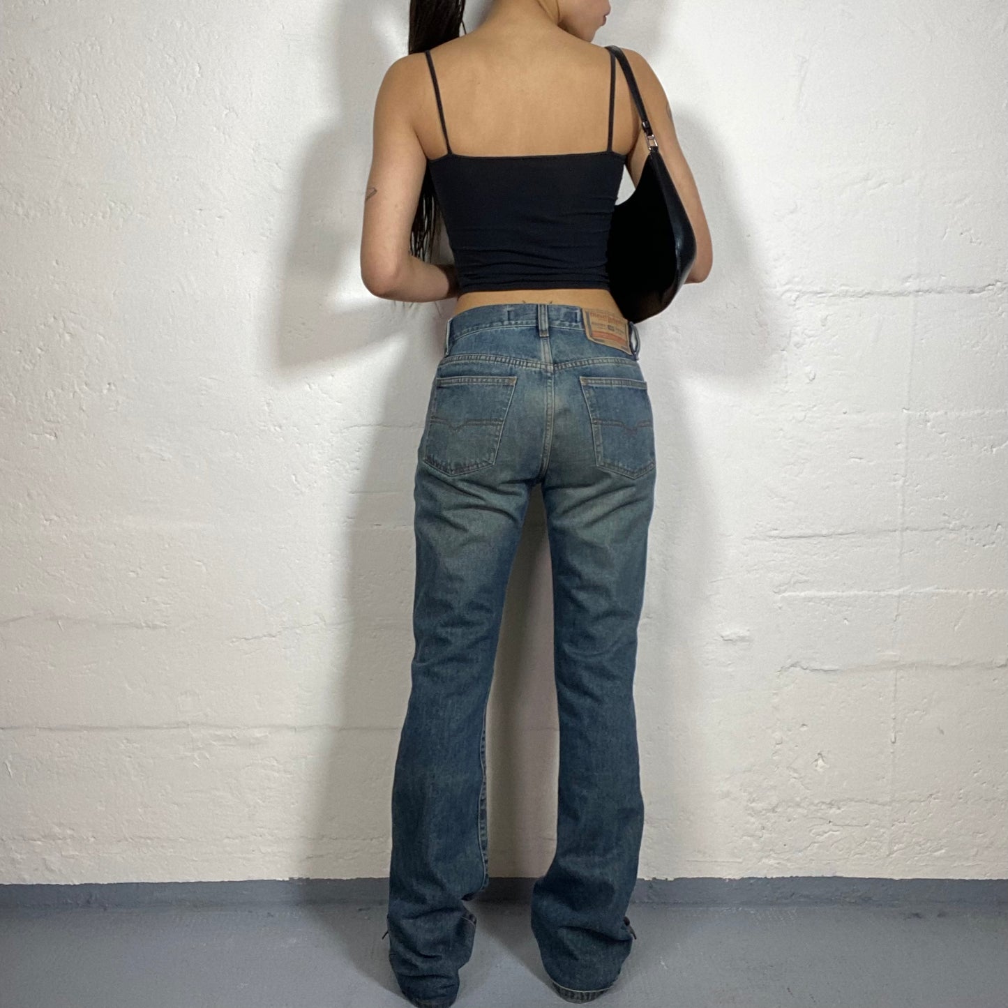 Vintage 90’ Diesel Archive Classic Mid Rise Dark Denim Wash Out Bootcut Jeans (S)