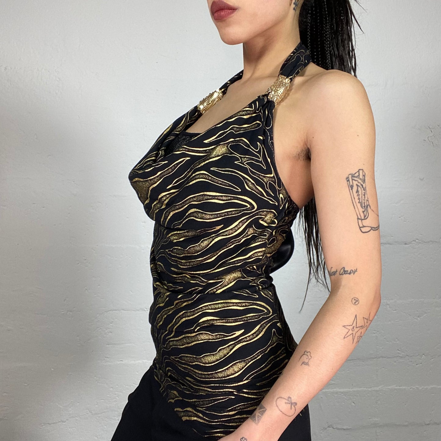 Vintage 2000’ Clubwear Paris Hilton Black Shiny Neckhalter Top with Golden Animal Print (36/38)