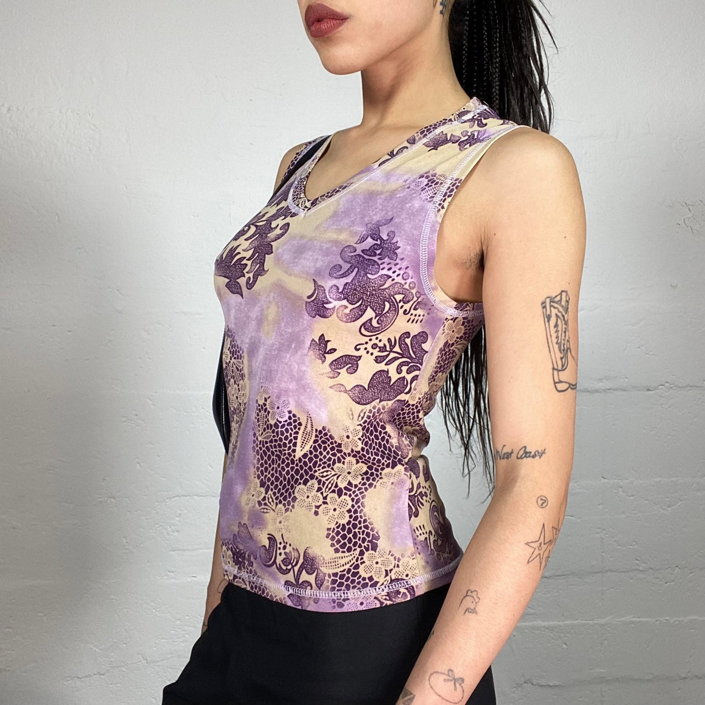 Vintage 90’ Romantic Boho Purple and Beige Tank Top with Paisley Print (L)