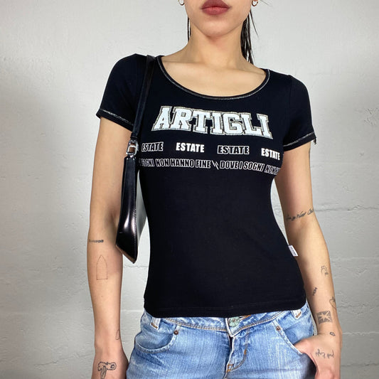 Vintage 2000’ Sporty Black T-Shirt with White „Artigli“ Print (S)