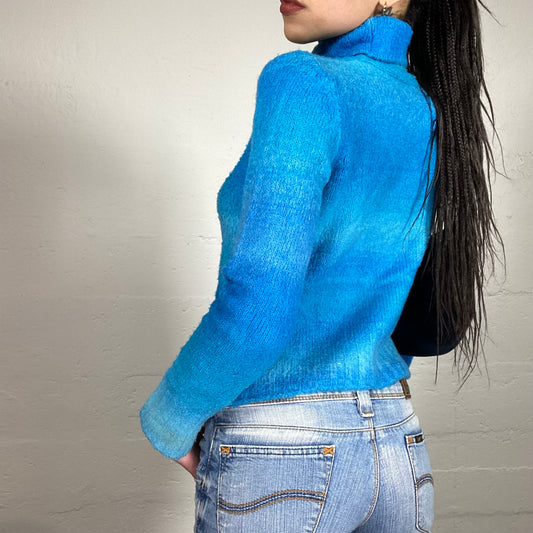 Vintage 90’ Casual Bright Blue Knitted High Neck Fading Colour Patterned Pullover (S)