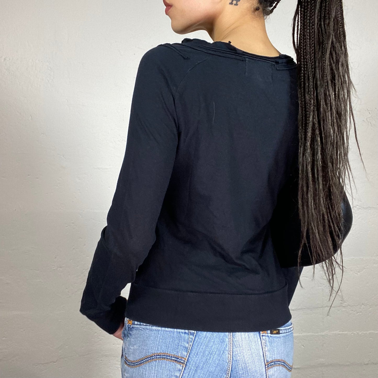 Vintage 2000’ Grunge Black Longsleeve Top with Blue Crest Print (S)