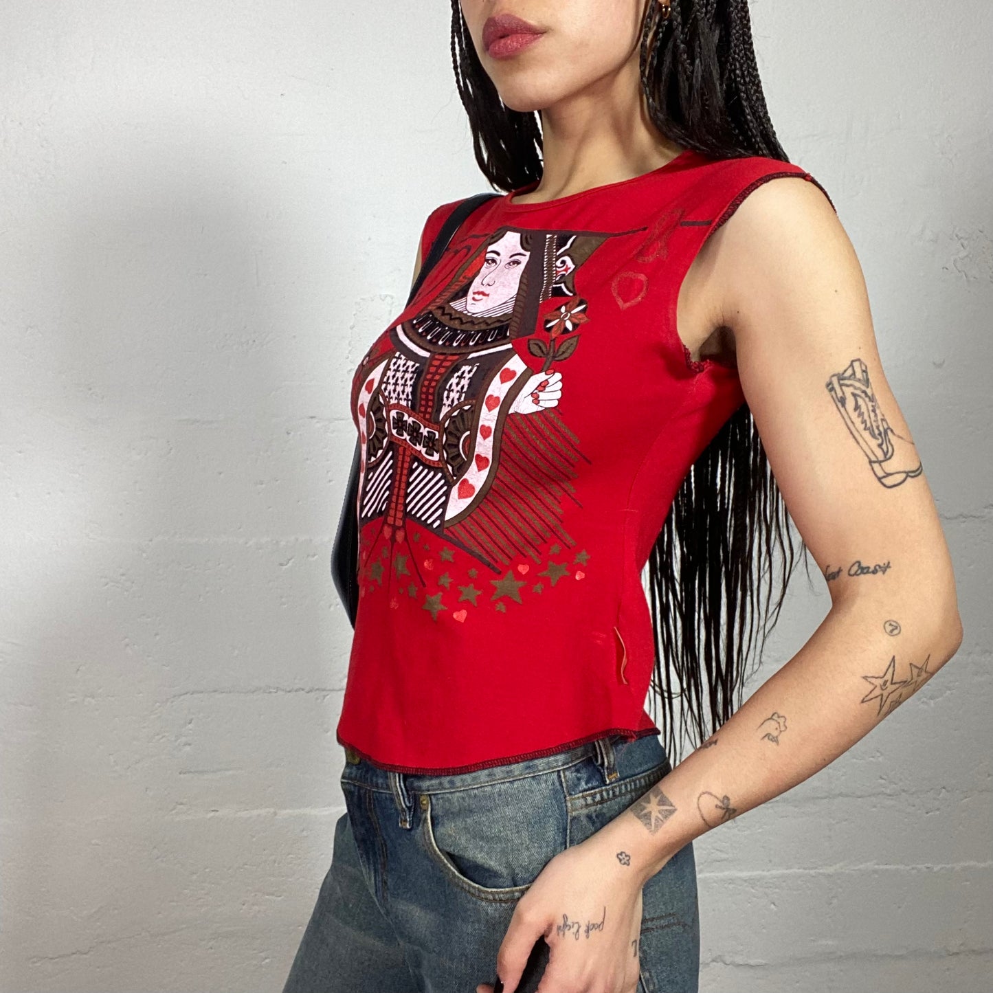 Vintage 2000’ Streetwear Red Printed Tank Top with Queen Print (S)