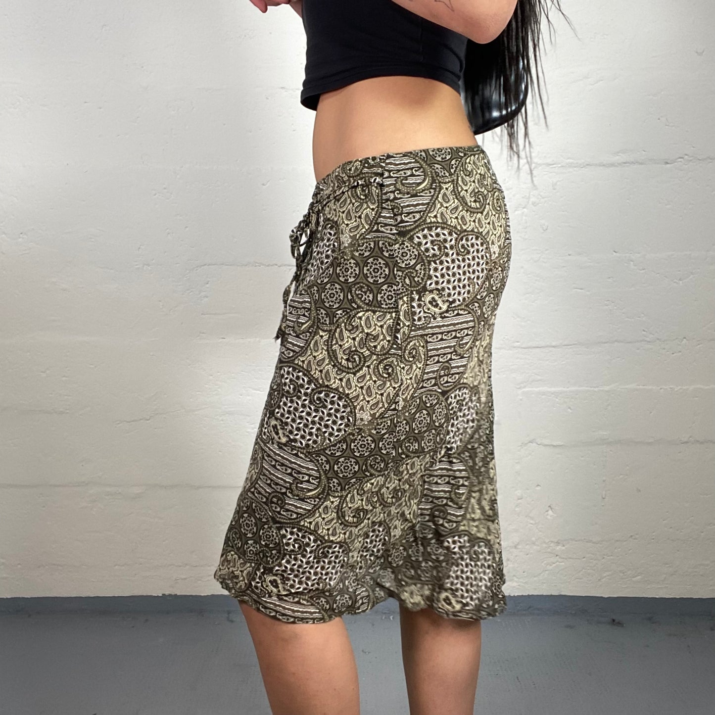 Vintage 90's Boho Khaki Green Printed Slim Fit Midi Skirt with Front Middle Binding (S)