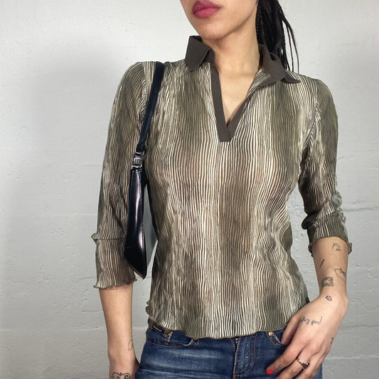 Vintage 90’s Office Girl Khaki Faded Green Pleated 3/4 Sleeve Shirt with Brown Collar (S)