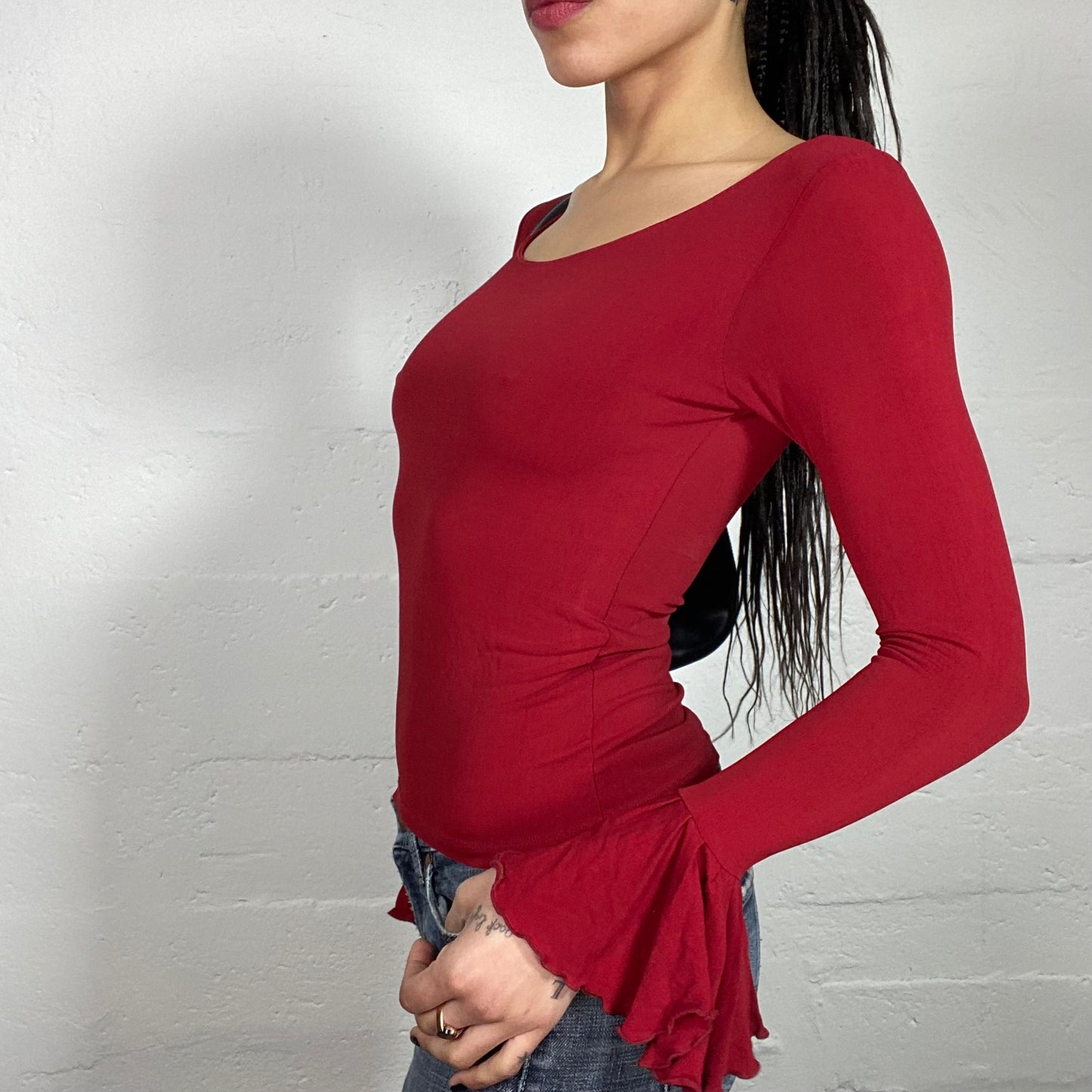 Vintage 90's Vampy Girl Cherry Red Longsleeve Slim Fitted Top with Sleeve Ruffles (S)