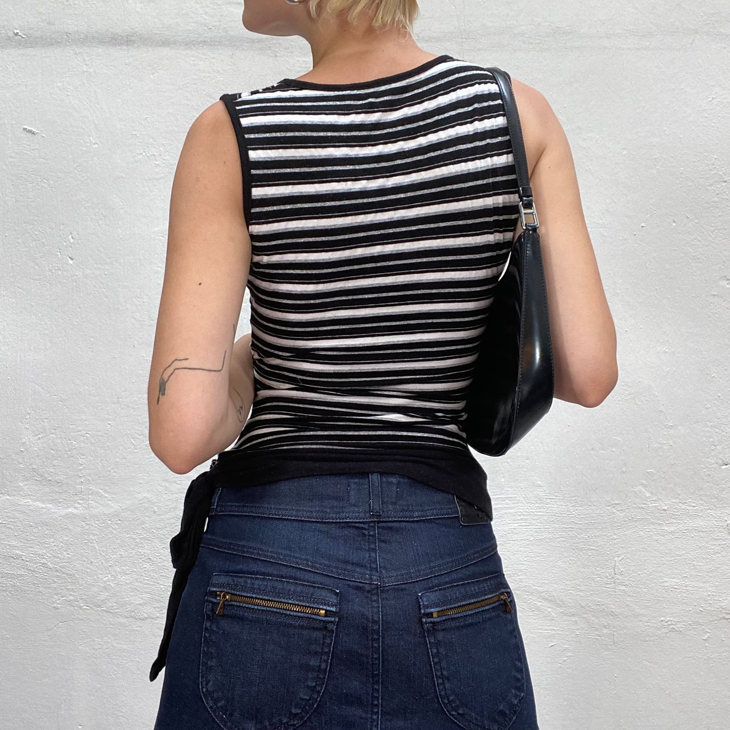 Vintage 2000's Model Off Duty Grey Crossed Top with Striped Print (S)