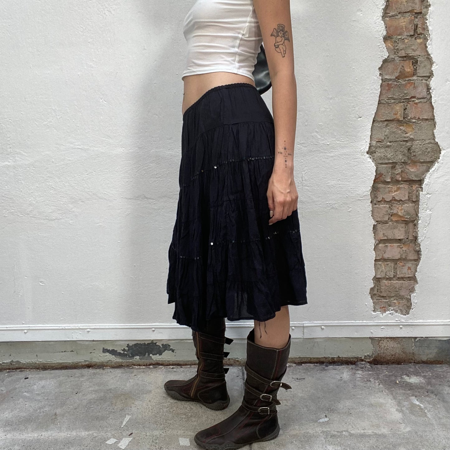 Vintage 90's Whimsgoth Black Midi Skirt with Sequin Detail (S)