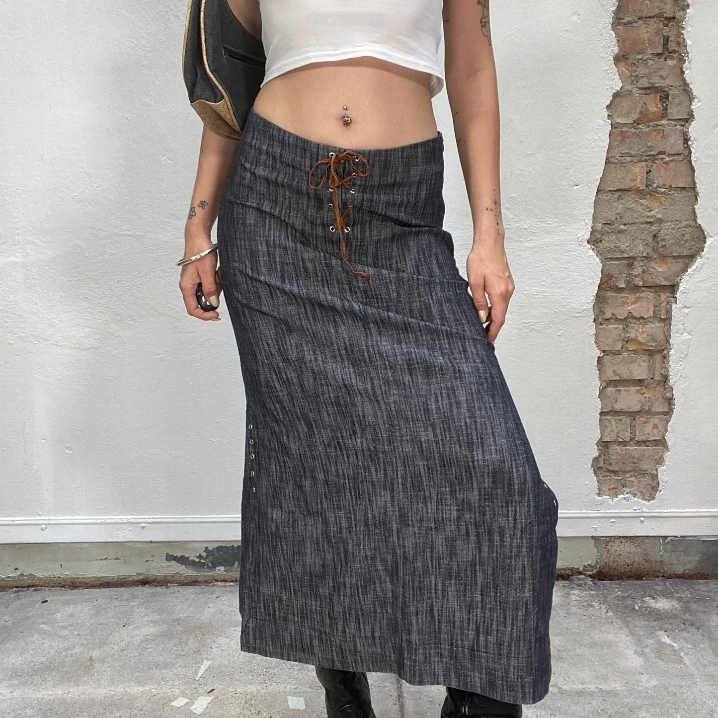 Vintage 90's Cow-Girl Grey Denim Maxi Skirt with Brown Lace Up Detail (S/M)