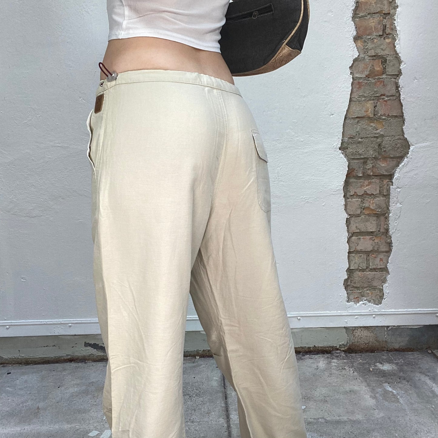 Vintage 90's Downtown Girl Cream Cargo Pants with Toggle Detail (M)