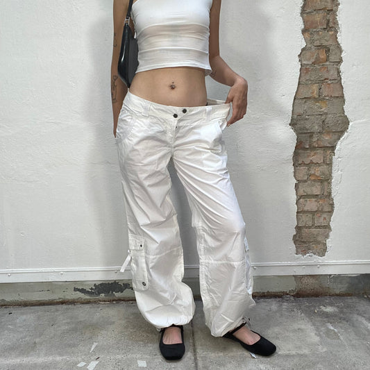 Vintage 2000's Cyber White Cargo Pants with Big Pocket Detail (L)