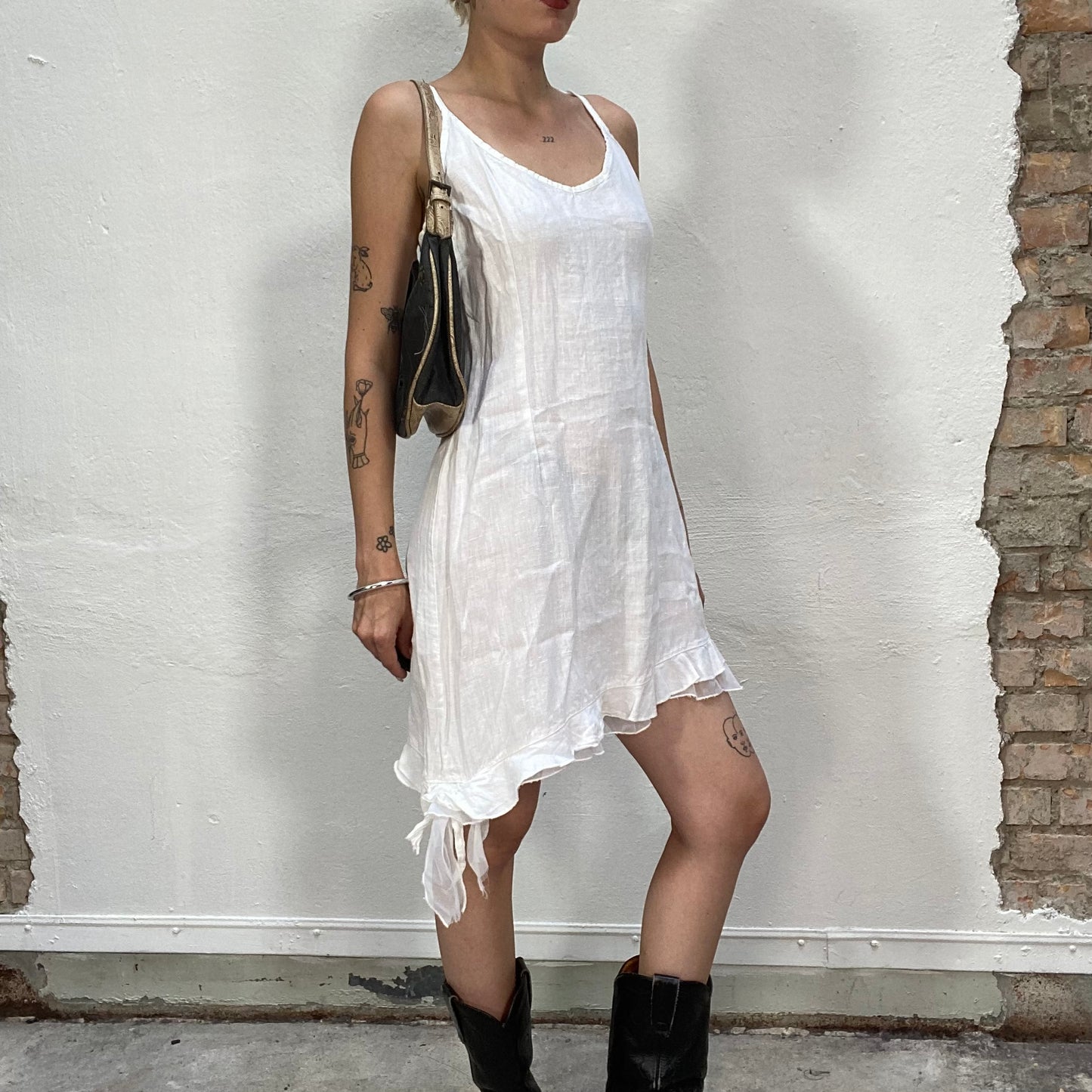 Vintage 2000's Boho White Mini Dress with Frills and Asymmetric Bottom Part (M)