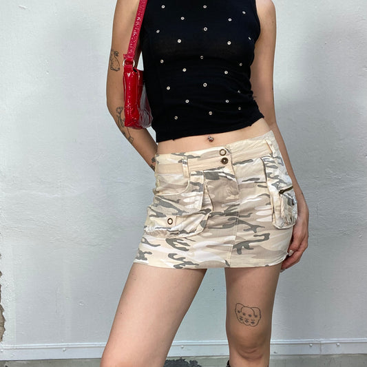 Vintage 2000's Downtown Girl Beige and Khaki MIni Skirt with Camo Print (S)