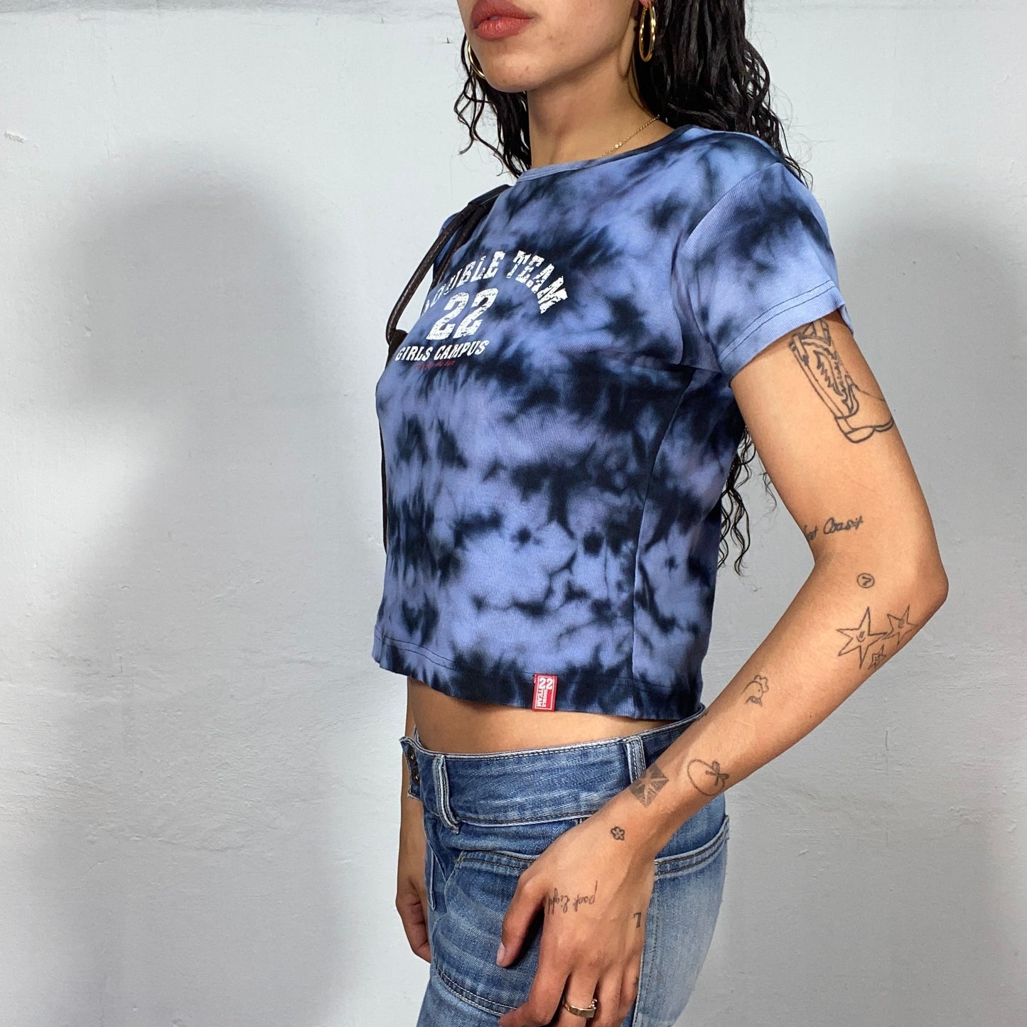 Vintage 2000's College Girl Blue Tie Dye Top with "Double Team 22" Print (S)