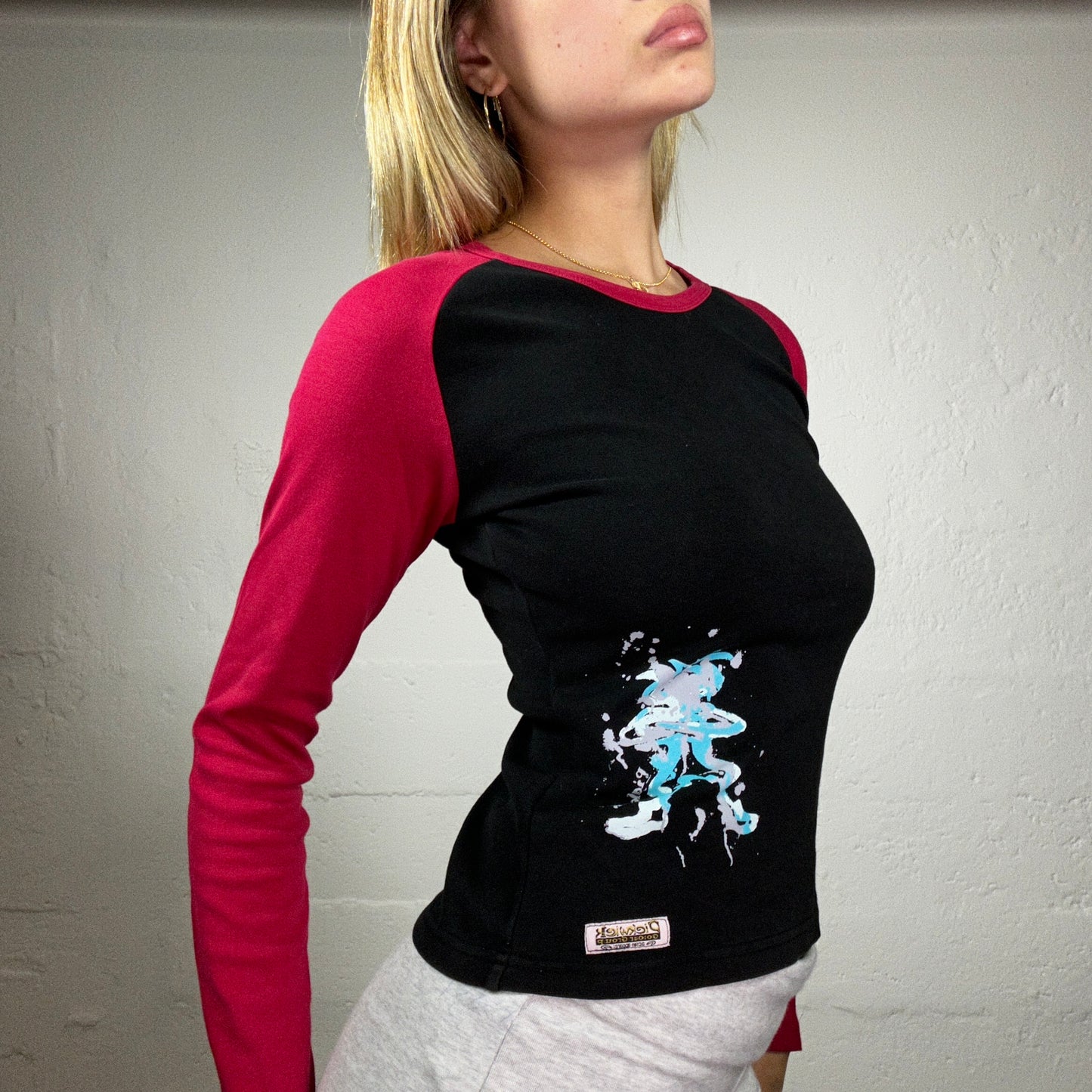 Vintage 2000's Downtown Skater Girl Red and Black Longsleeve Top with Blue Cartoon Bottom Print (S)