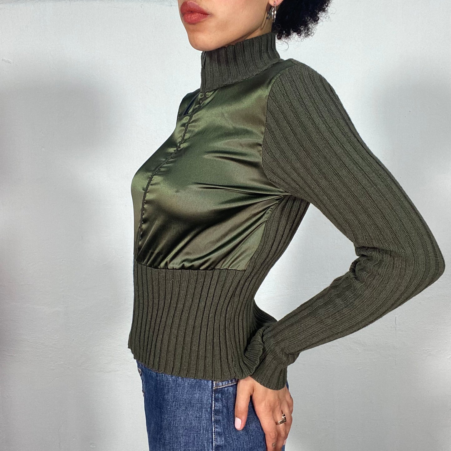 Vintage 2000's Streetstyle Green Knit Zip Up Sweater with Satin Detail (S/M)