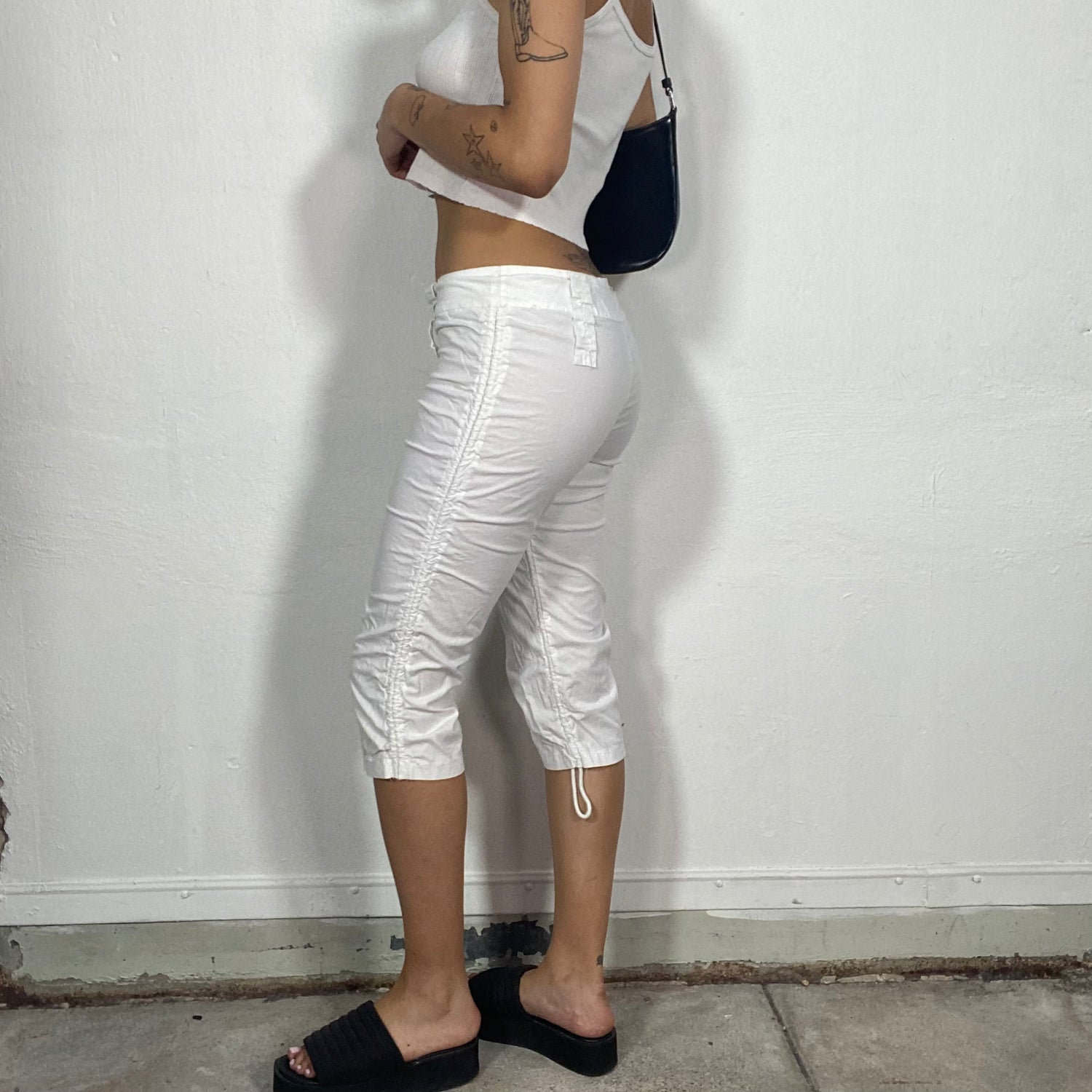 White capri 2025 cargo pants