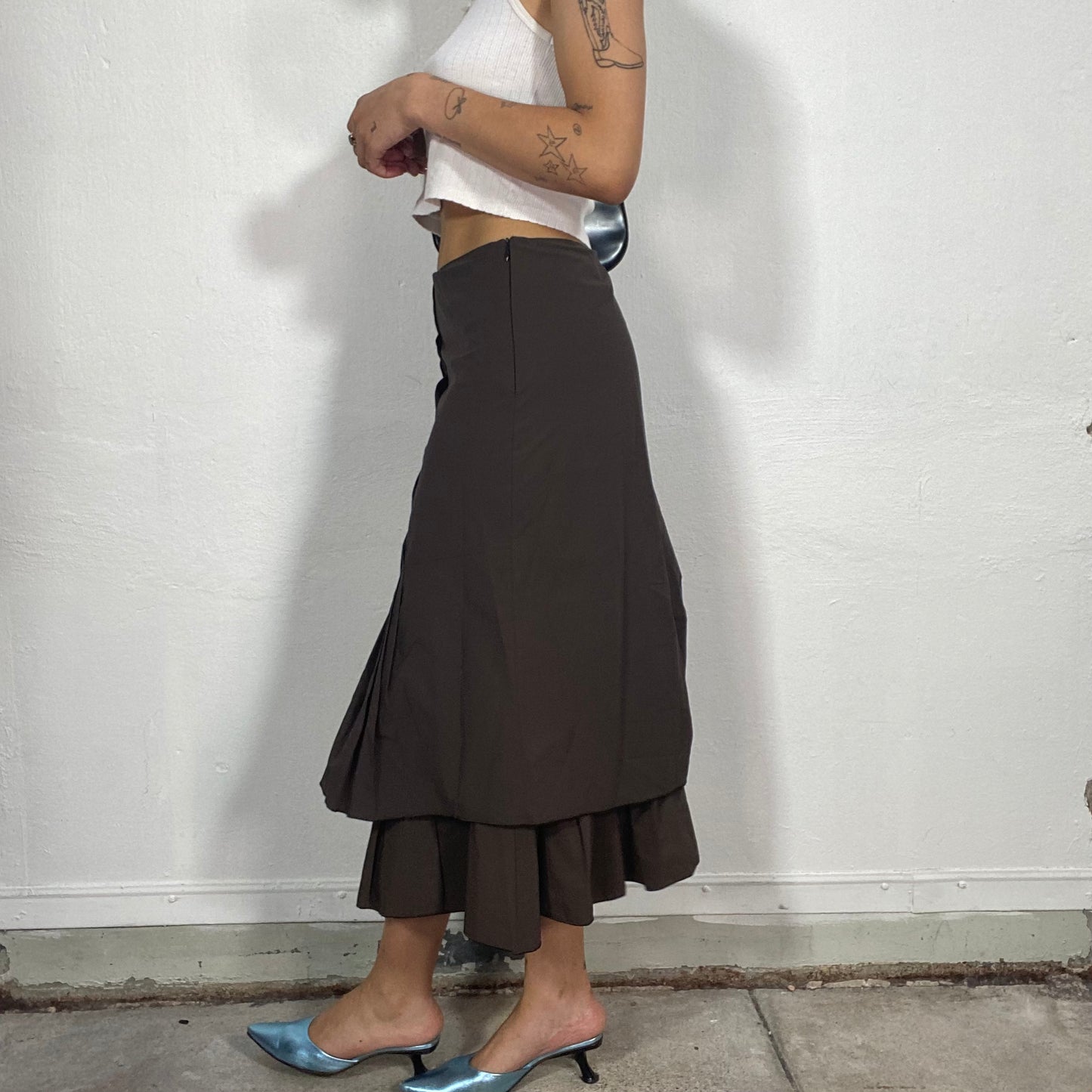 Vintage 2000's Downtown Girl Brown Mid Skirt with Plissé Details (S)