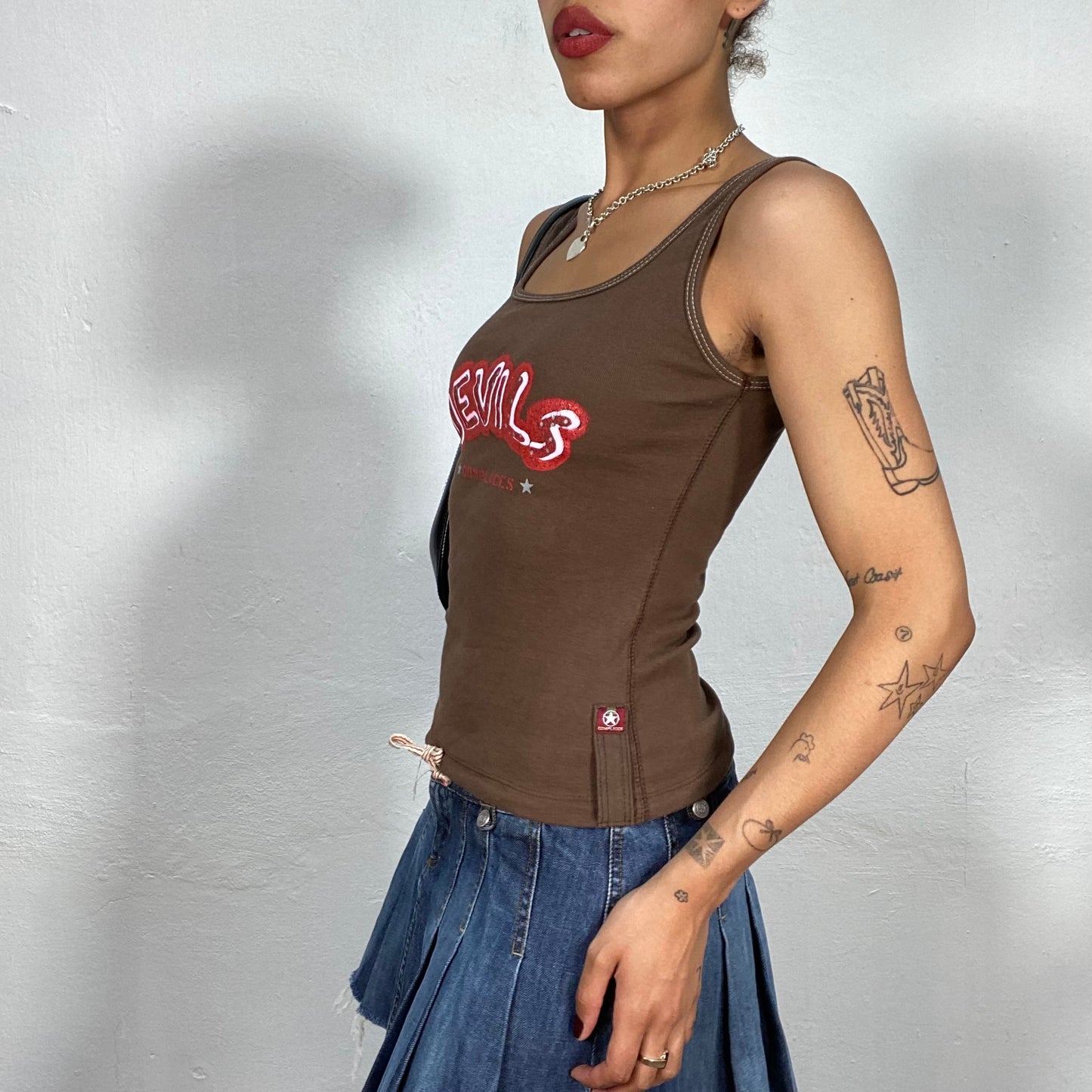 Vintage 2000's Downtown Girl Brown Tank Top with "Devils Complices" Print (S)