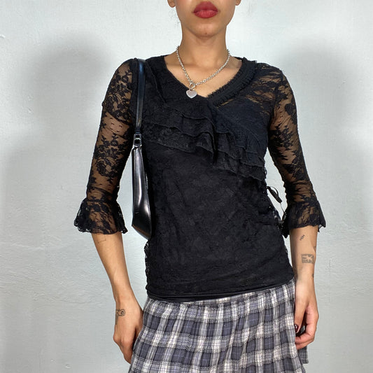 Vintage 2000's Whimsgoth Black Lace Longsleeve Top with Ruffle Detail (S)