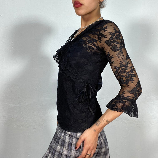 Vintage 2000's Whimsgoth Black Lace Longsleeve Top with Ruffle Detail (S)