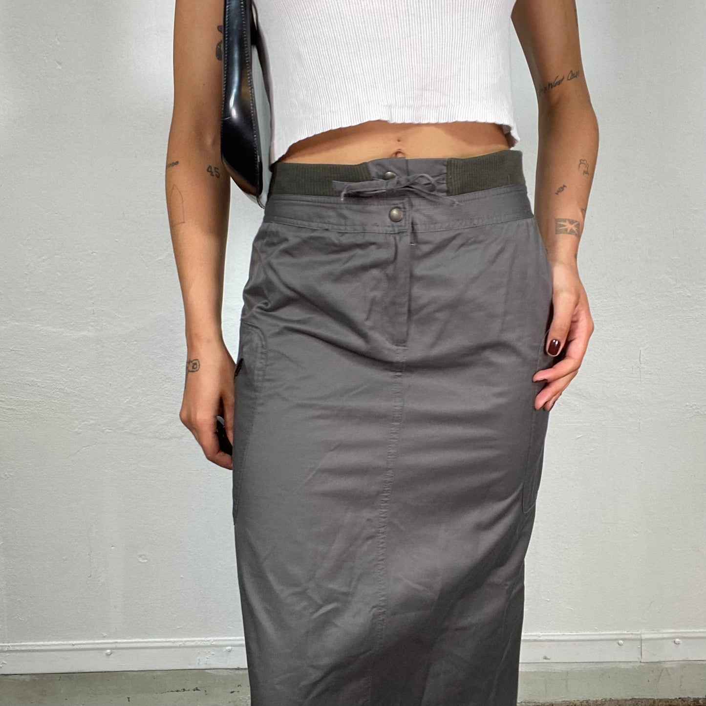 Vintage 90's Rave Grey Maxi Skirt with Big Pockets on the Side (XS/S)