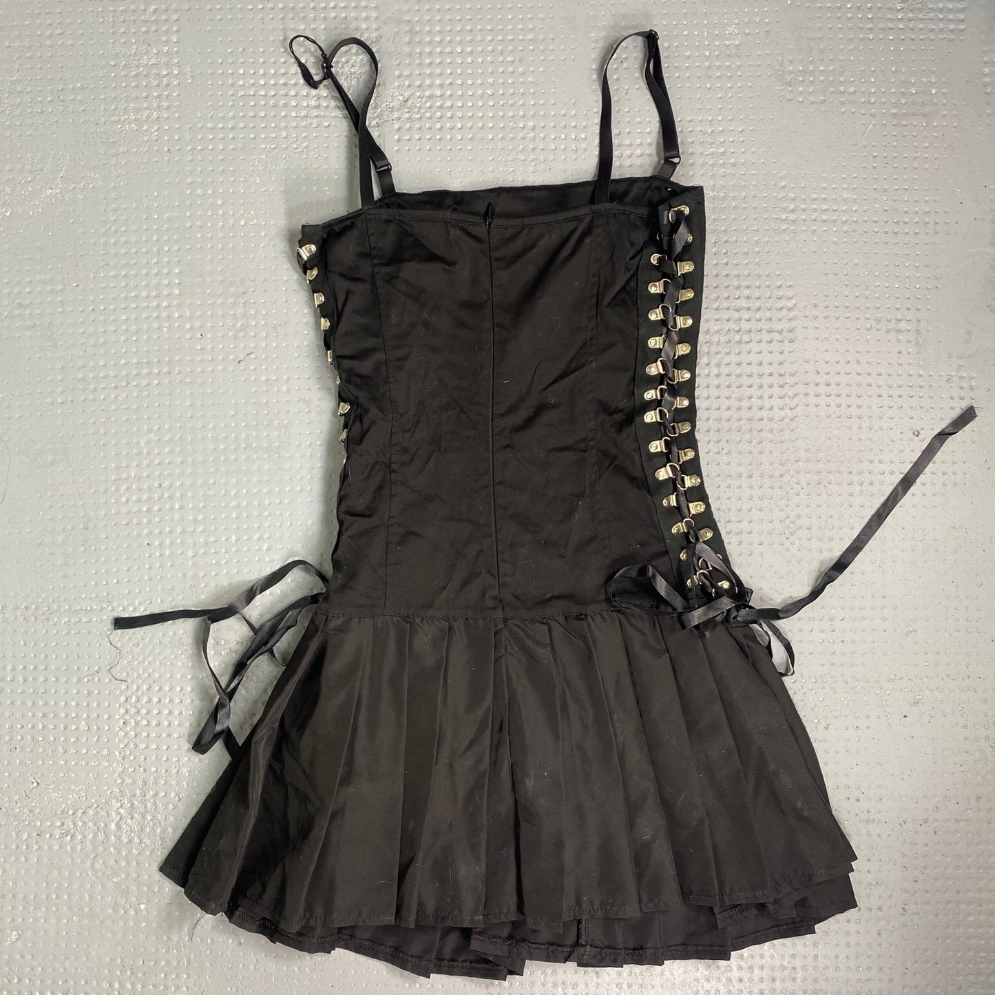 Vintage 2000's Coquette Black Mini Cargo Pleated Dress with Ribbon Detail (M)