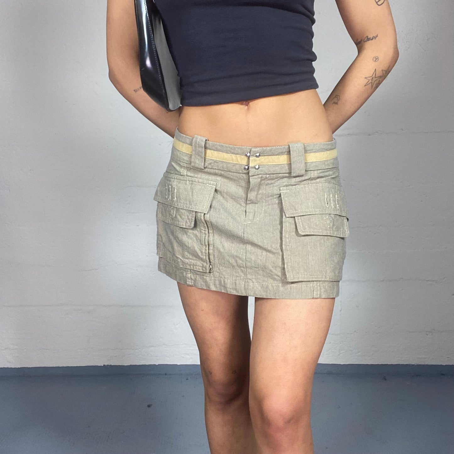 Vintage 2000's Archive Khaki Cargo Mini Skirt with Big Pockets Detail (M)