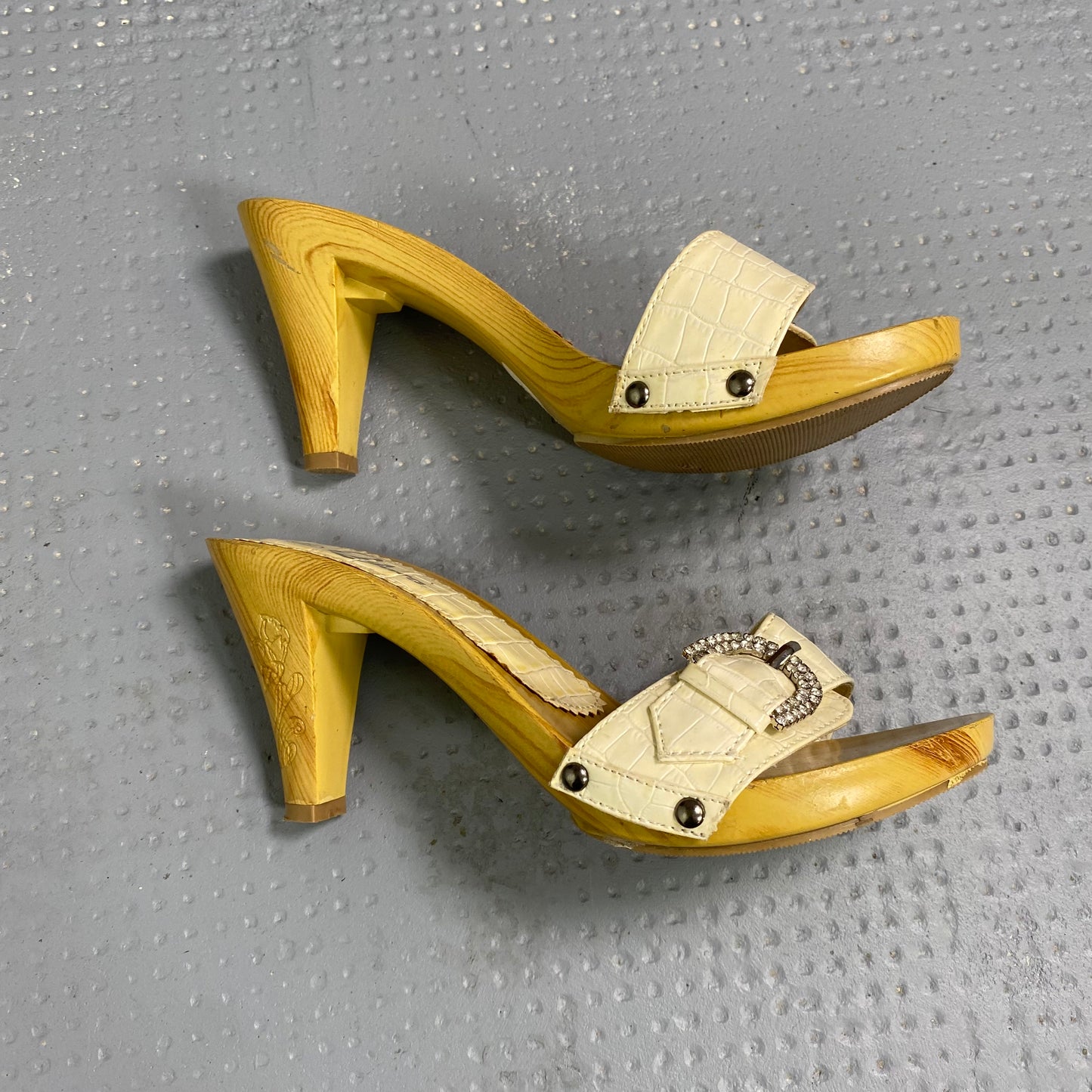 Vintage 2000's Archive Beige Wooden Mule Heels with Belt Detail (Size 37)