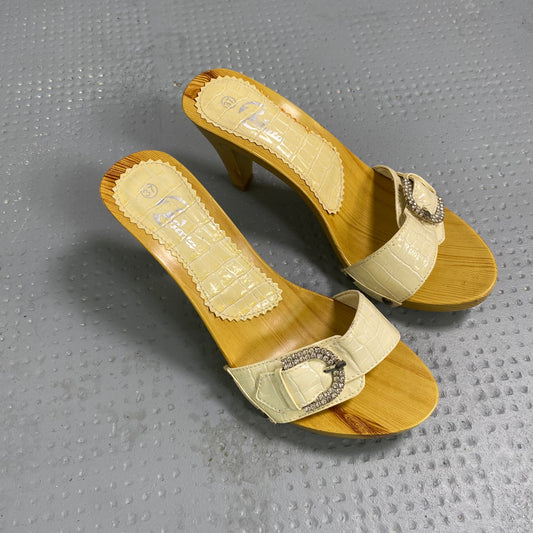 Vintage 2000's Archive Beige Wooden Mule Heels with Belt Detail (Size 37)