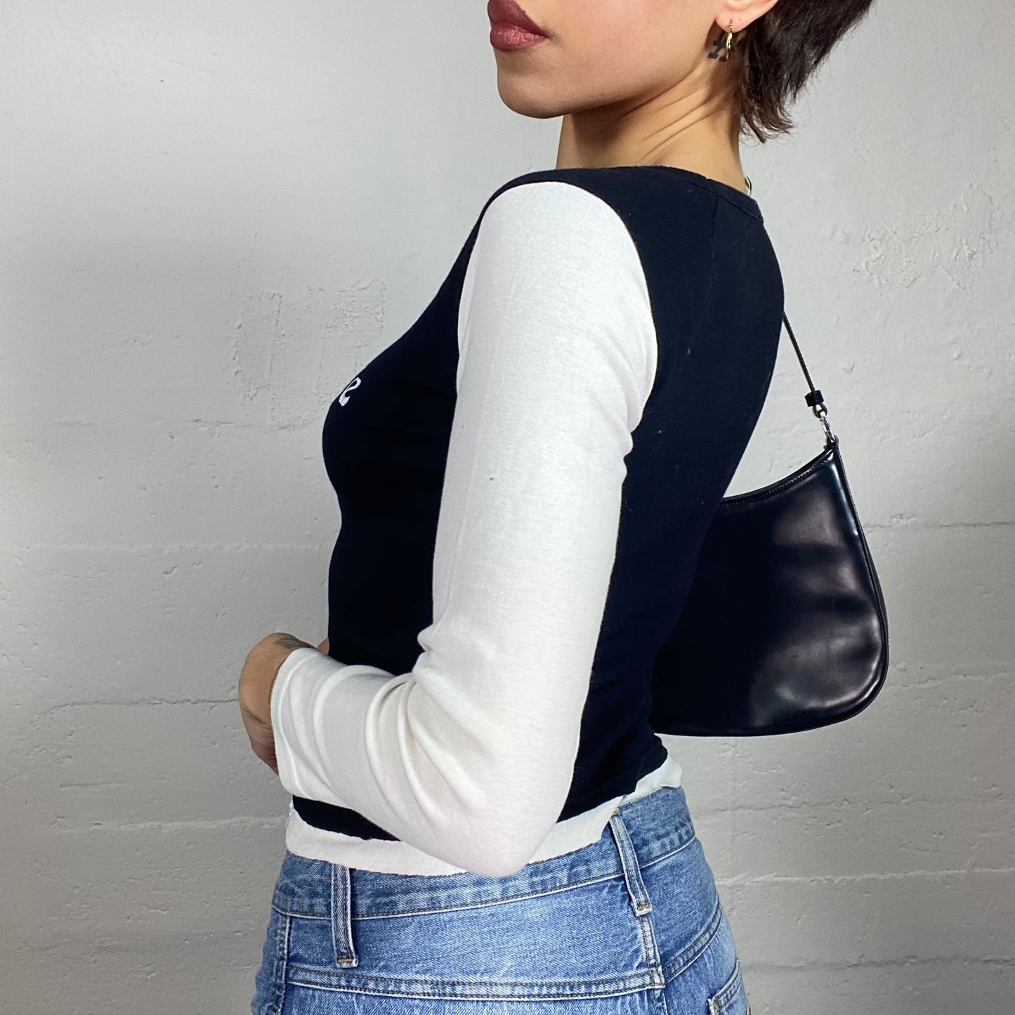 Vintage 2000's Downtown Girl Black Longsleeve Top with Angel "Just Love Me" Print (S)