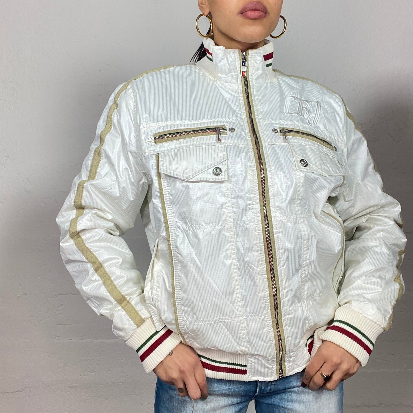 Vintage 2000's Guido White Puffed Jacket with Gold Lining Detail (M)