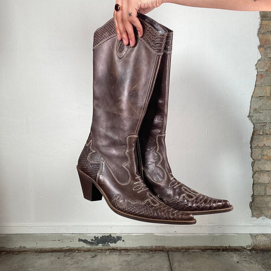 Vintage 2000's Cowboy Brown Boots with Snake leather and Embroidery Details (39)