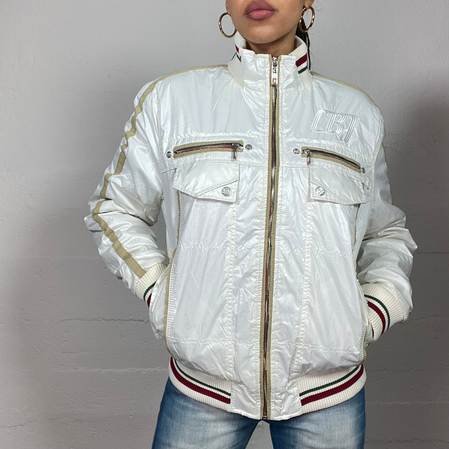 Vintage 2000's Guido White Puffed Jacket with Gold Lining Detail (M)