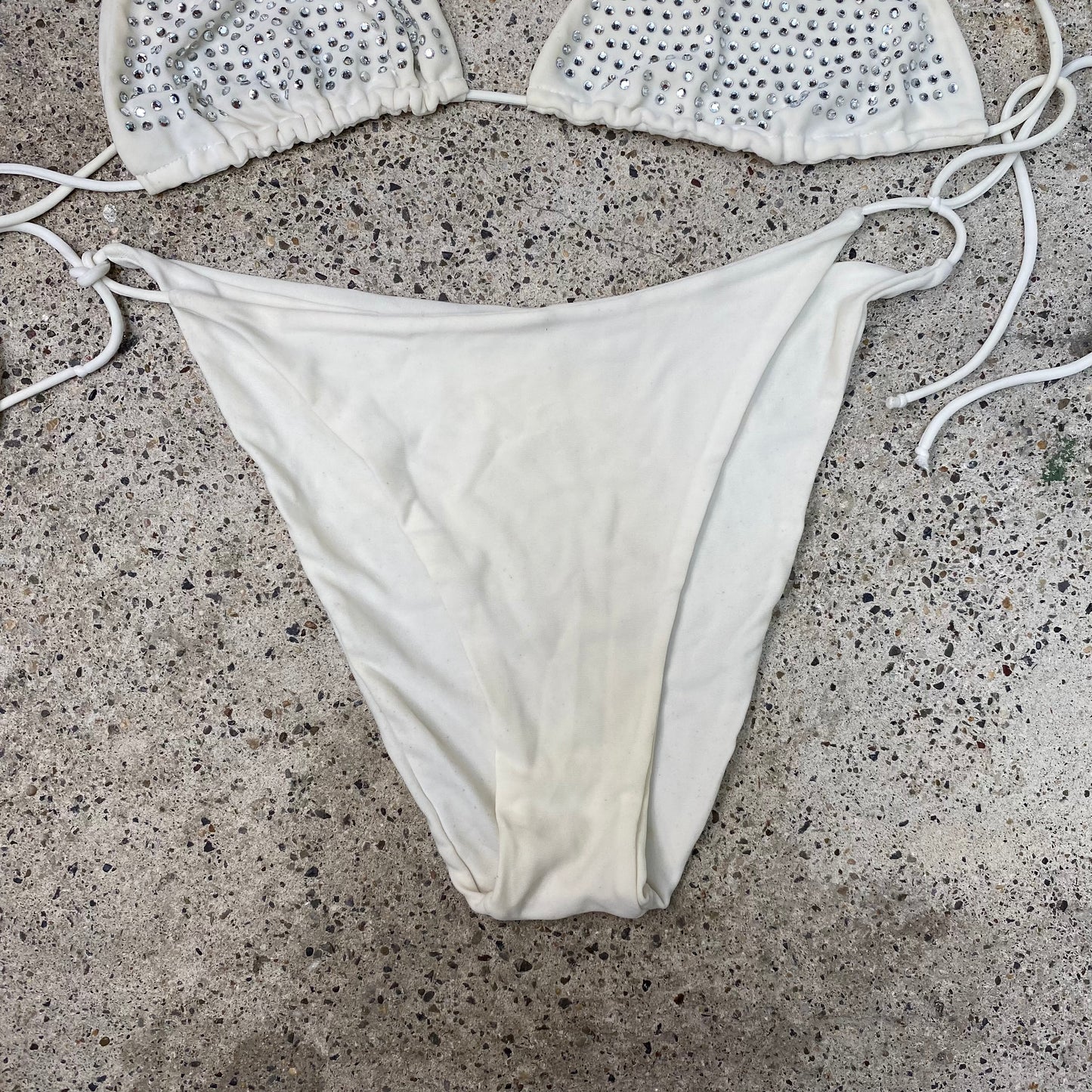 Vintage 2000's Funky White Bikini With Rhinestone Top (M)