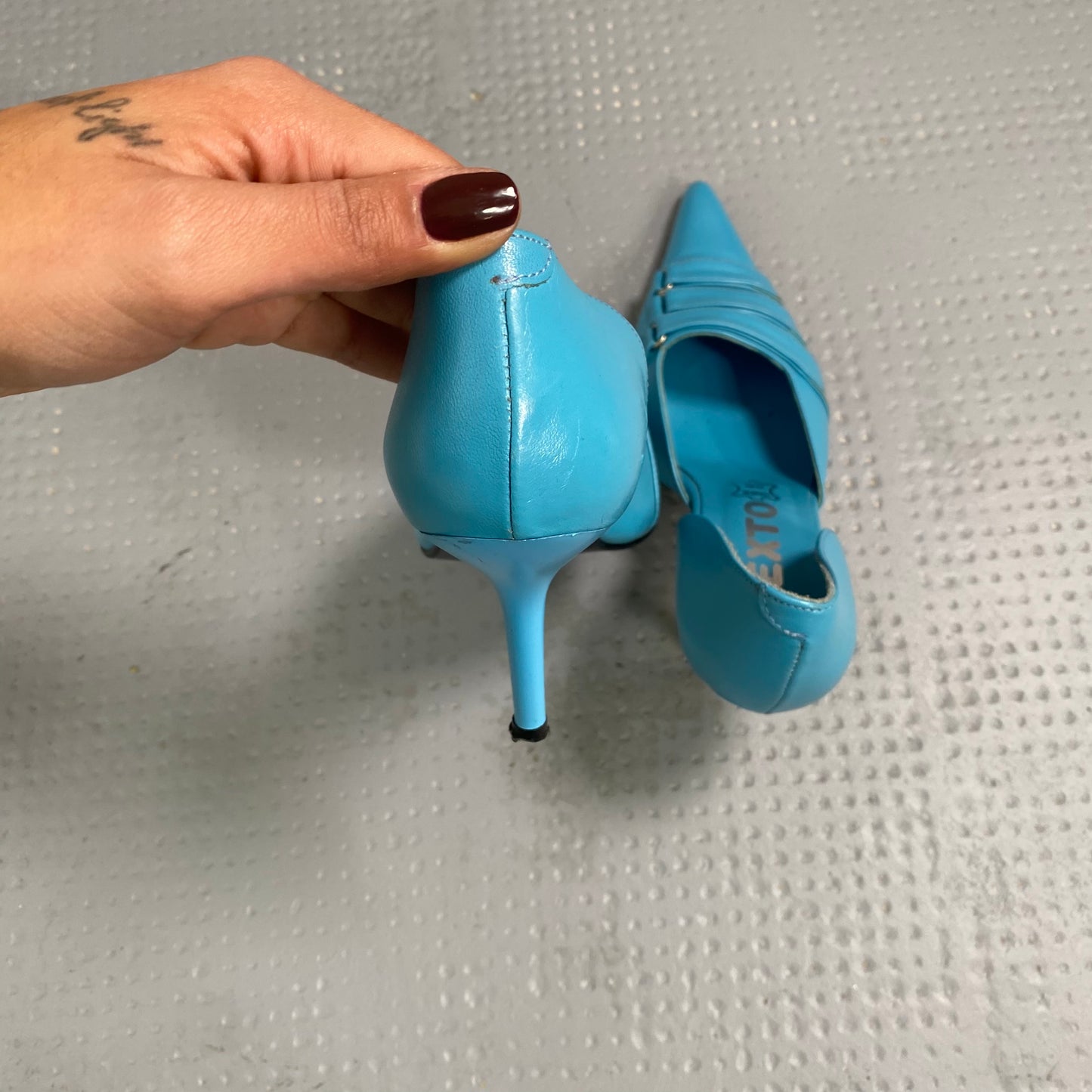 Vintage 2000's Archive Aqua Blue Pointed Kitten Heels with Multiple Belt Detail (Size 35)