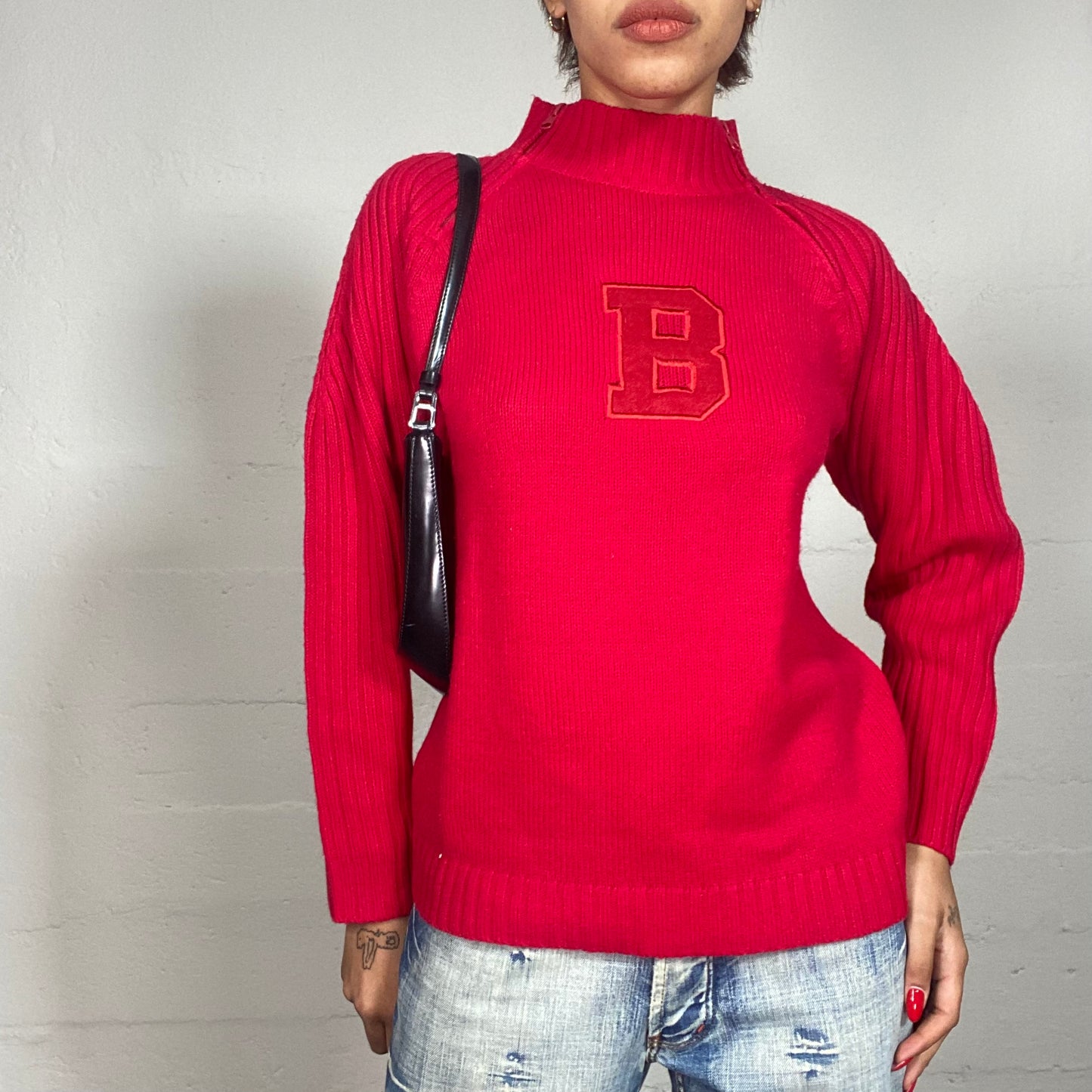 Vintage 90's College Red Turtleneck Jumper with "B" Embroidery Detail and Ribbed Sleeves (M/L)