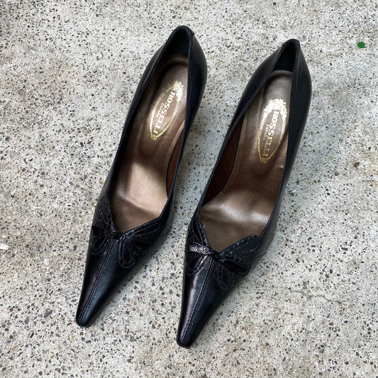 Vintage 2000's Model Off Duty Black Leather Stiletto Pumps and Pointy Toe (39)