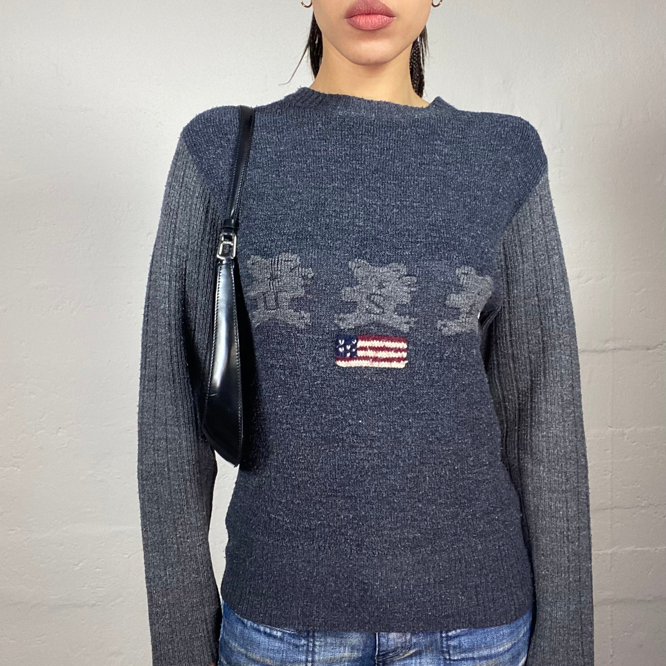 Vintage 2000s knit striped jumper