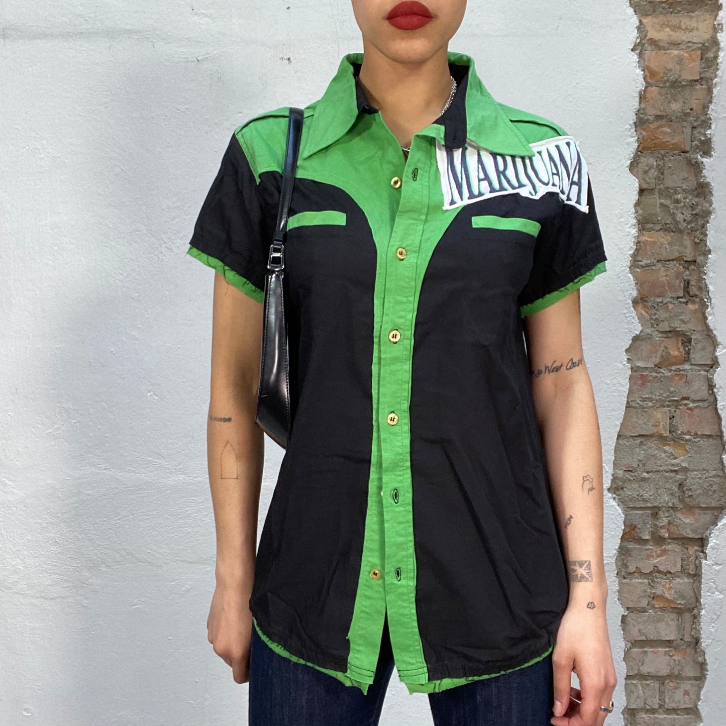 Vintage 90's Streetstyle Black and Green Button Up with 'Marijuana' Print (M)