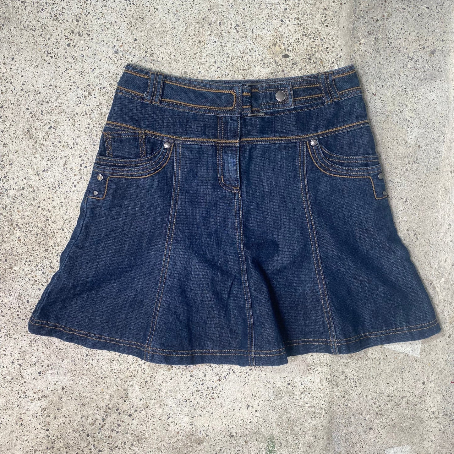 Vintage 2000's Downtown Girl Tulip Denim Midi Skirt (S)