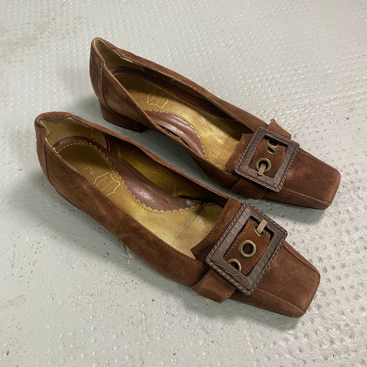 Vintage 90's Rachel Green Brown Flat Ballerinas with Big Buckle Detail (39)