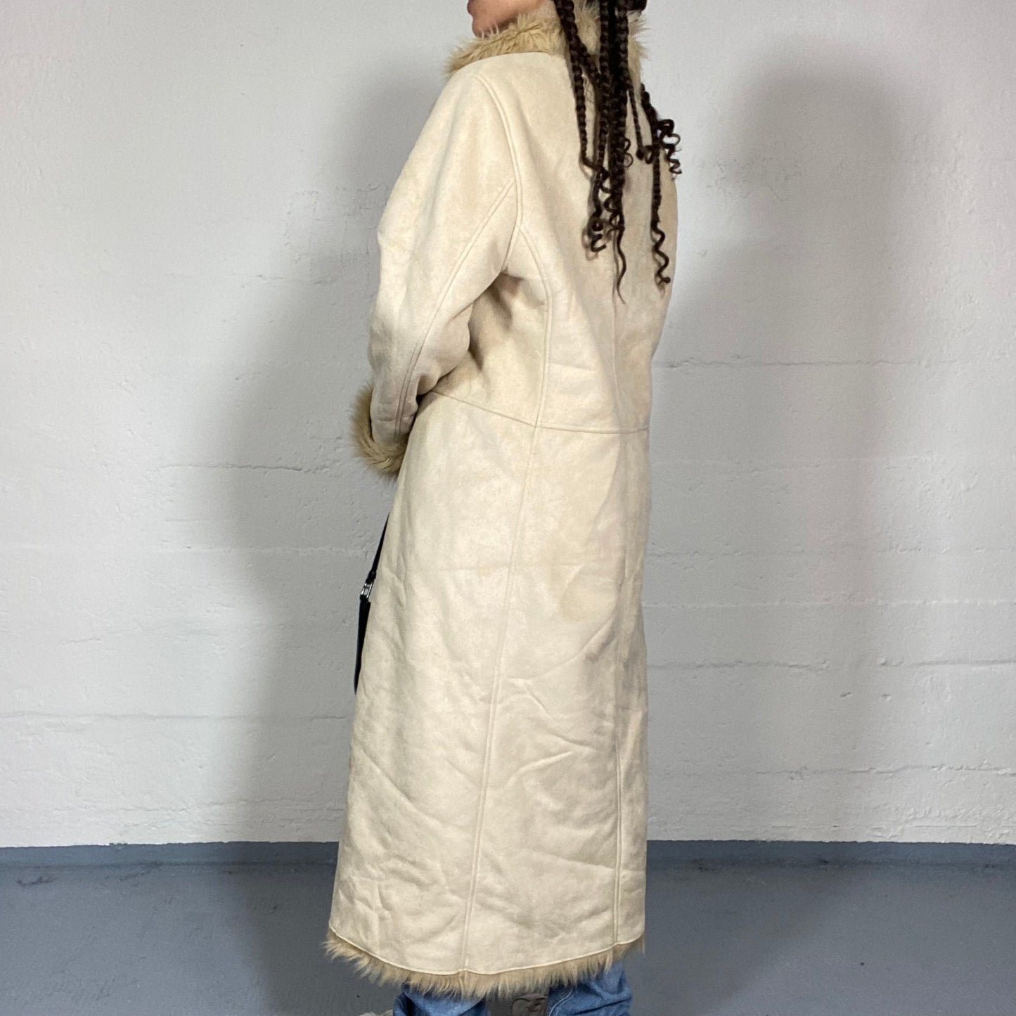 Vintage 2000's Bratz Beige Maxi Afghan Coat with Faux Fur Collar and Sleeves Detail (M)