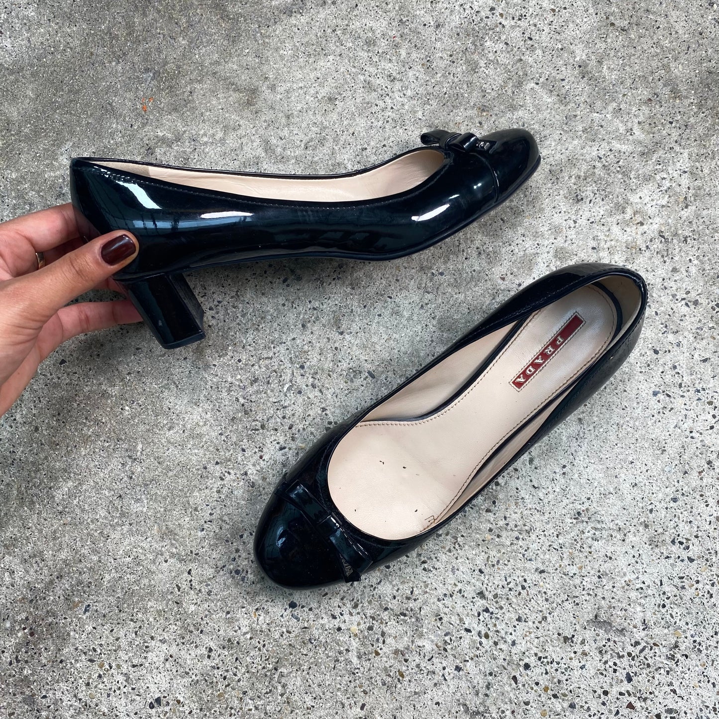 Vintage 90's Archive PRADA Glossy Black Heeled Ballet Flats (38,5)