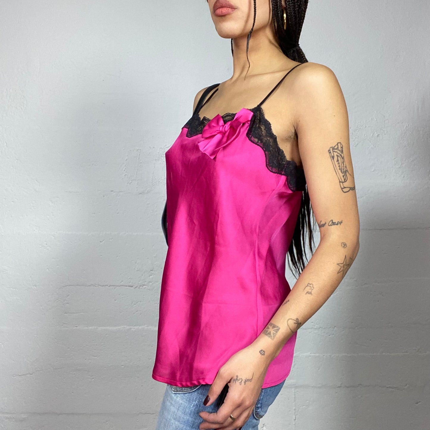 Vintage 2000's Babydoll Fuchsia Top with Black Chest Lace and Ribbon Detail (M)