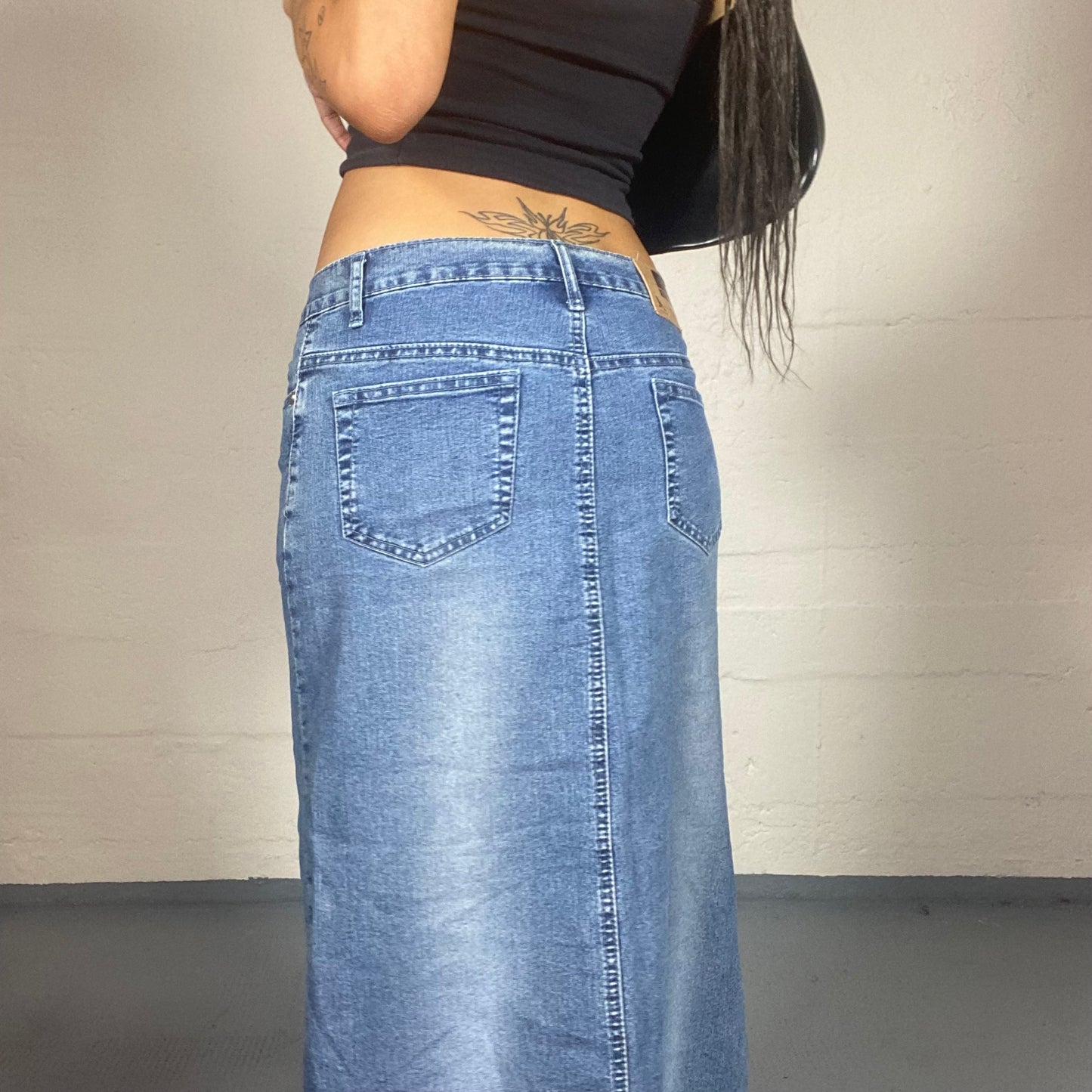 Vintage 90's Archive Denim Maxi Skirt with Printed Rose Spray Detail (S/M)