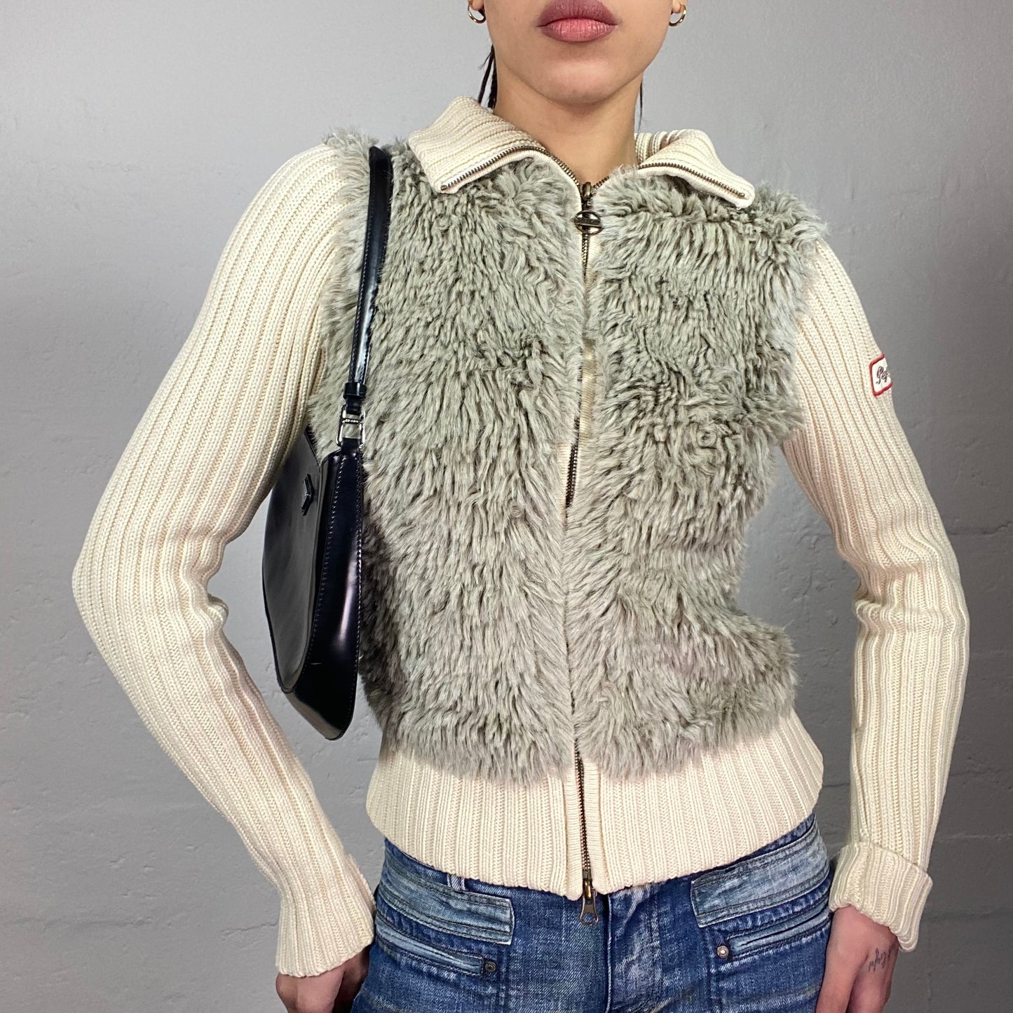 Vintage 2000's Pepe Jeans Bratz Beige Faux Fur Zip Up Jacket with Maille Longsleeves Material (XS)